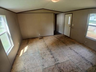 Photo 3 of 8 of home located at 1425 Bluebird Ln Lot 3 Paducah, KY 42003