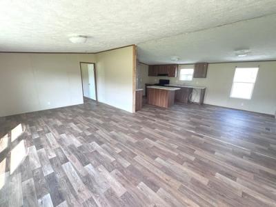 Photo 2 of 12 of home located at 16071 Old Greensboro Road Moundville, AL 35474