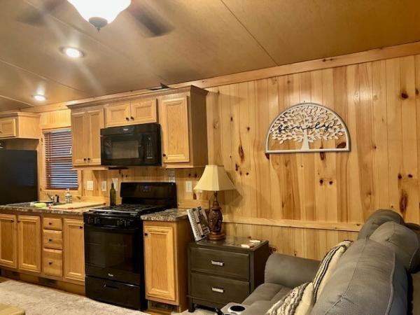 2015 Skyline 411 Mobile Home