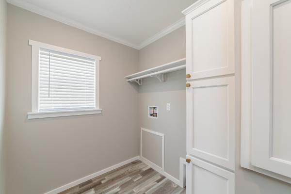 2025 Palm Harbor 340EL28482B Mobile Home