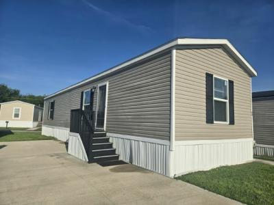 Mobile Home at 44 Stebbins Drive Winter Haven, FL 33884