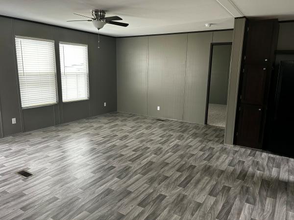 2016 CHAMPION 12RM2852A Mobile Home