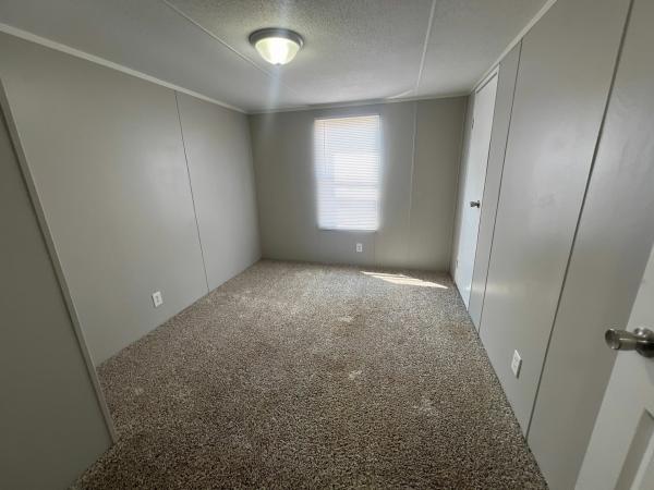 1999 Oakwood mobile Home