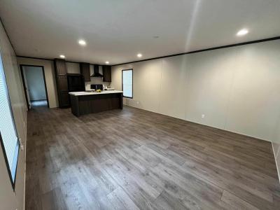 Photo 4 of 8 of home located at 606 Eloise #El606 Conroe, TX 77301