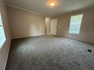 Photo 3 of 32 of home located at 11750 Cascade Circle #163 Romeo, MI 48065