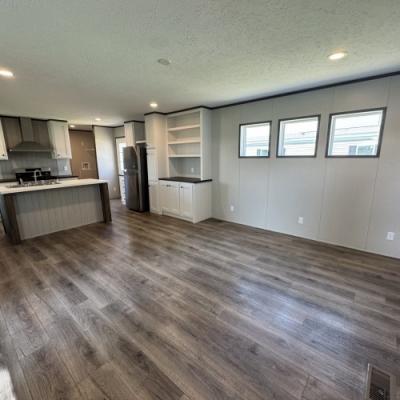 Mobile Home at 27 Crestwood Drive #0066 Middletown, IN 47356