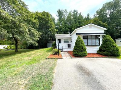 Mobile Home at 17 Skyview Drive Nashua, NH 03062