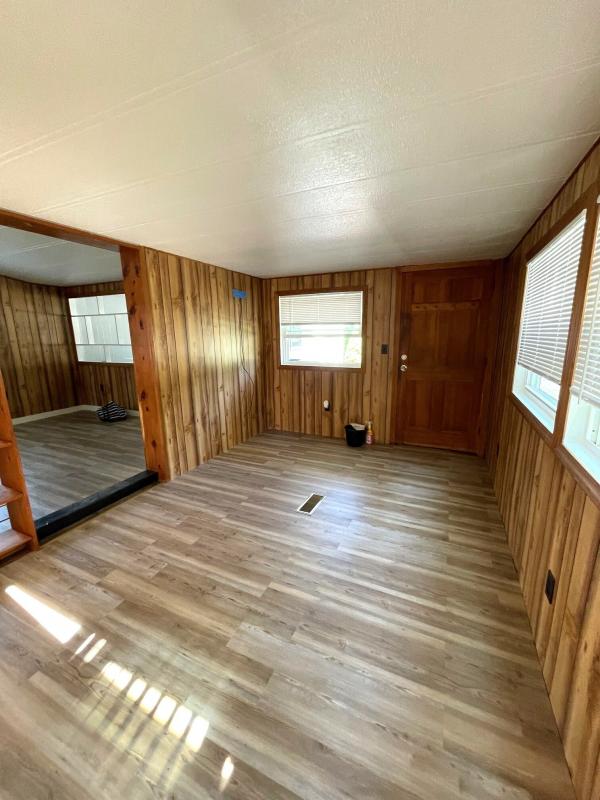 1973 Craft-made 12x60 Mobile Home