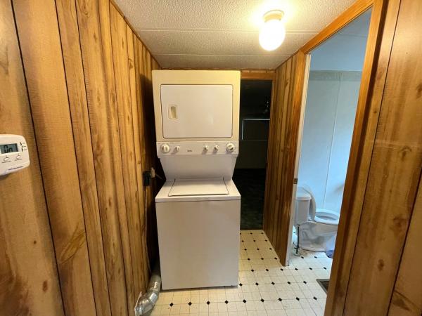 1973 Craft-made 12x60 Mobile Home