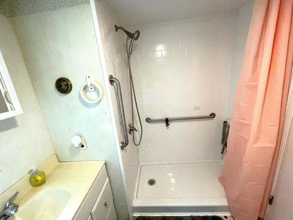 1973 Craft-made 12x60 Mobile Home