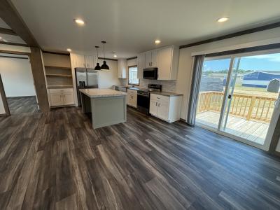 Photo 4 of 10 of home located at 10011 S Xavier St Conroe, TX 77303
