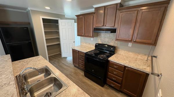 2018 American Homestar Corp Oak Creek Mobile Home