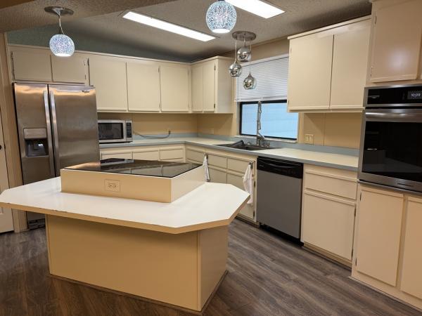 1987 Fuqu H Mobile Home