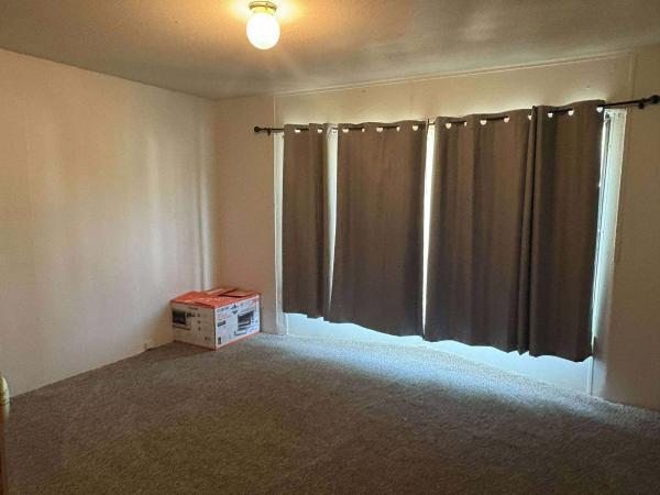1987 STRATFORD STRATFORD Mobile Home