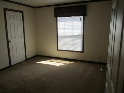 Photo 2 of 7 of home located at 5001 South Ave Lot 212 Toledo, OH 43615