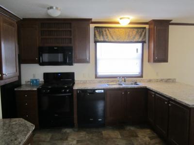 Photo 5 of 7 of home located at 5001 South Ave Lot 212 Toledo, OH 43615