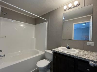 Photo 4 of 10 of home located at 40690 Heath Ct Sterling Heights, MI 48310