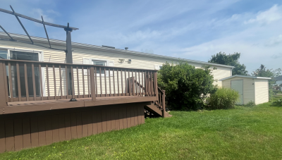 Photo 2 of 22 of home located at 15 Ridgeway Circle Saline, MI 48176