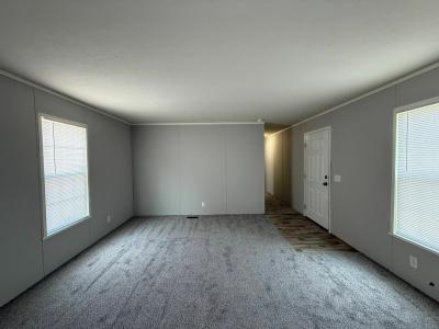 Mobile Home at 231 Massachusetts Ave Lot 231Ma Elyria, OH 44035