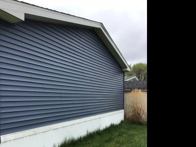 Photo 2 of 6 of home located at 437 Briarwood Dr Site 088 Middleville, MI 49333