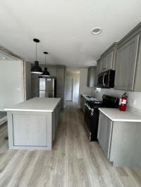 2025 Clayton 81TP024523A Mobile Home