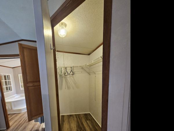 1999 Redman 11435437 Mobile Home