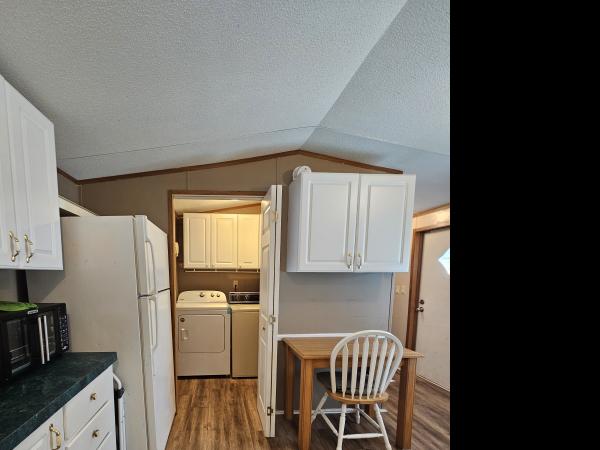 1999 Redman 11435437 Mobile Home