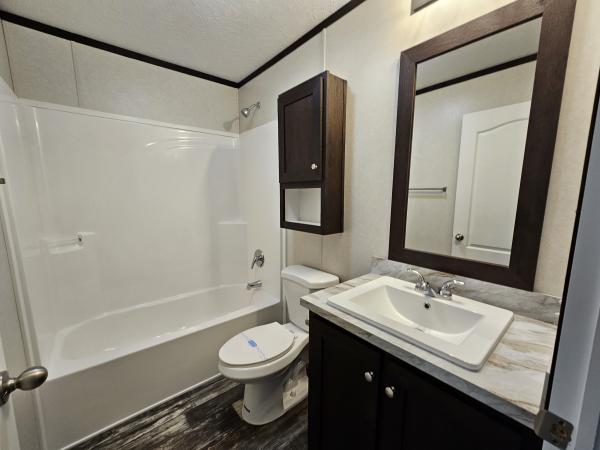 2022 Clayton Pulse 7616-773P  Home