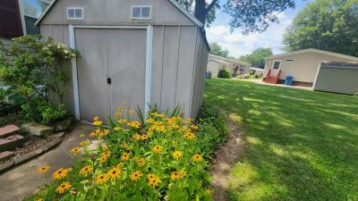 Photo 4 of 19 of home located at 172 D St SW Navarre, OH 44662