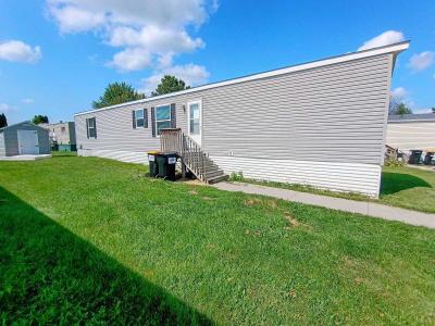 Photo 3 of 31 of home located at 105 20th St NW Stewartville, MN 55976