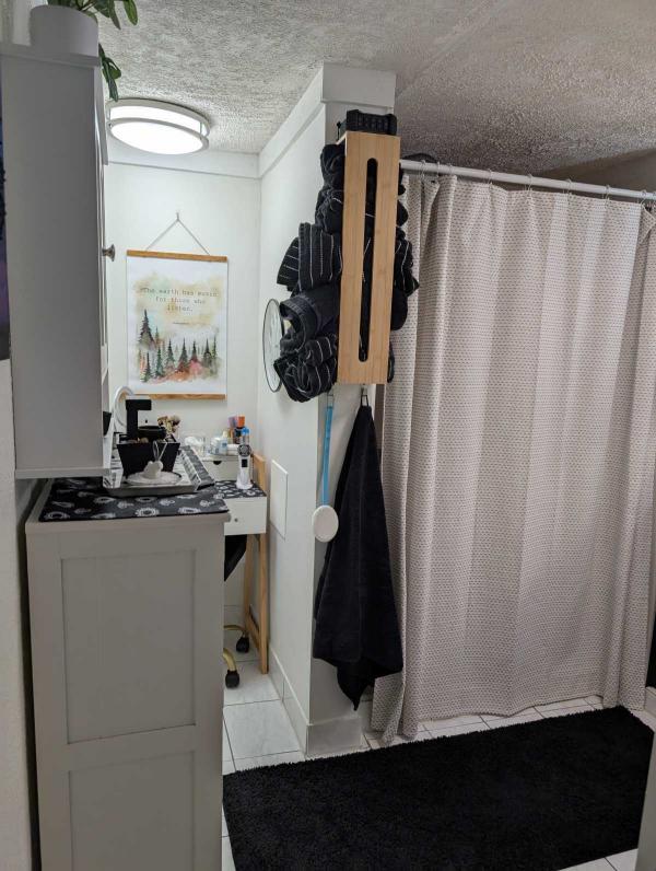 1978 Holly Park Mobile Home