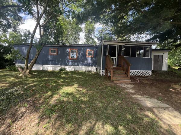 Photo 1 of 2 of home located at 6 Apache Run Barto, PA 19504