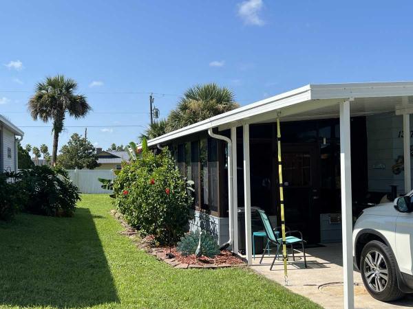 1987 Palm Harbor Manufactured Home