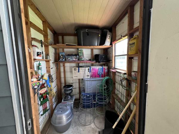 1987 Palm Harbor Manufactured Home