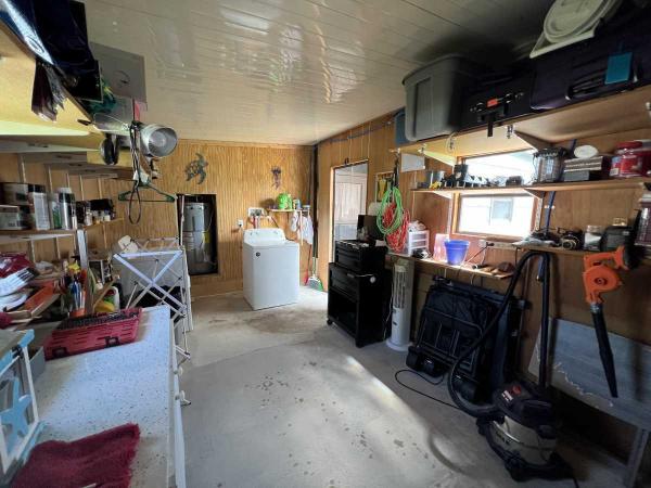 1987 Palm Harbor Manufactured Home