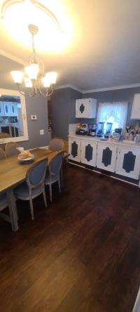 2002 Skyline Manufactured Home