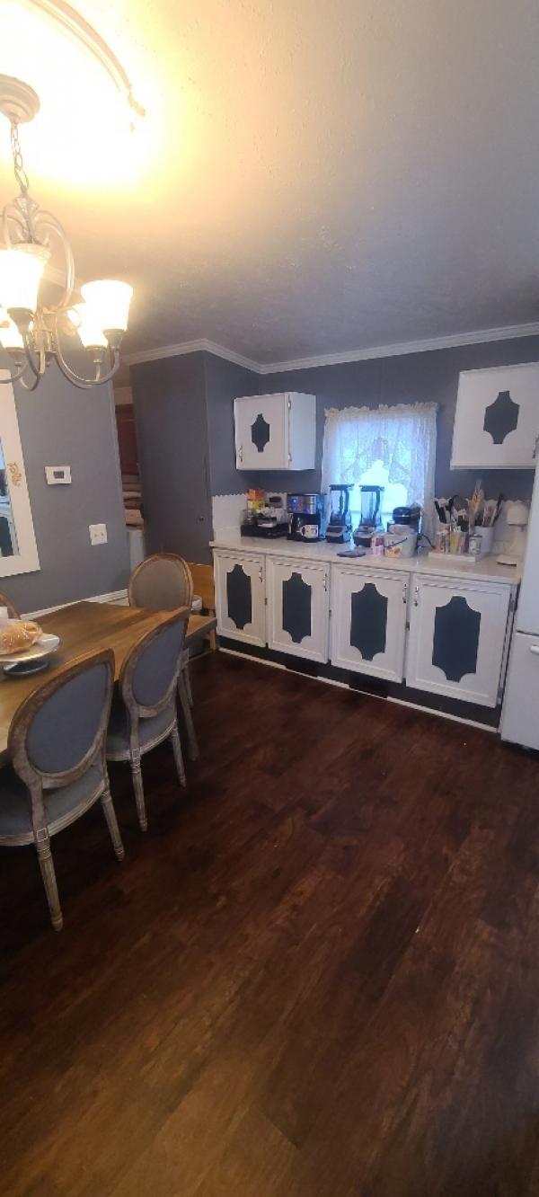 2002 Skyline Manufactured Home