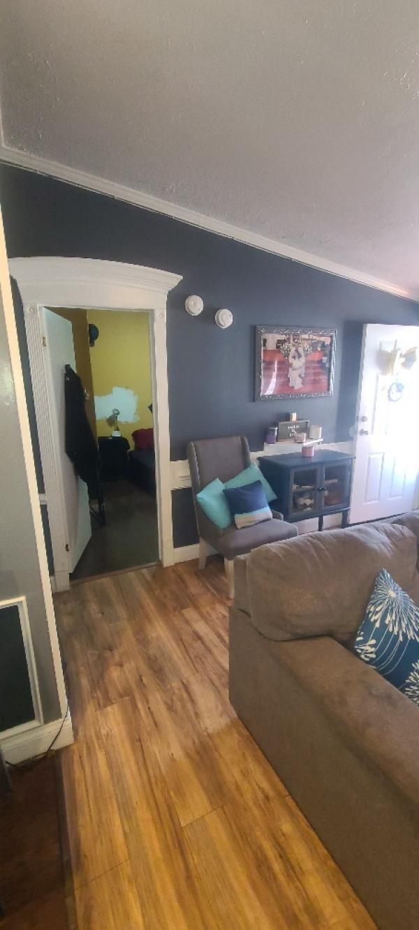 2002 Skyline Manufactured Home