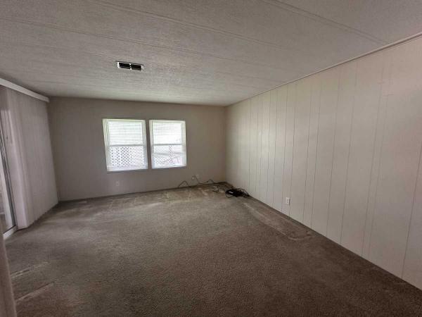 1981 Barrington HS Mobile Home