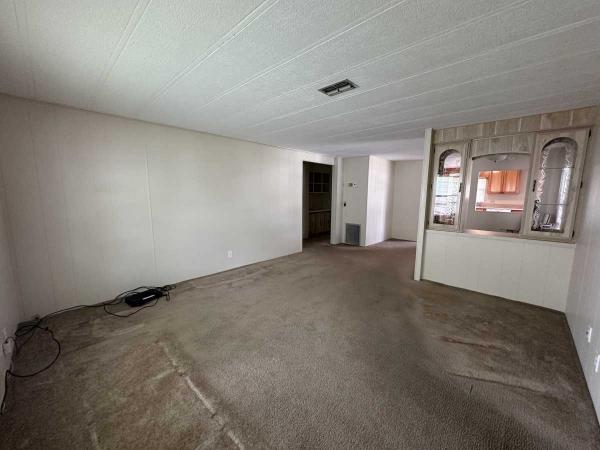 1981 Barrington HS Mobile Home
