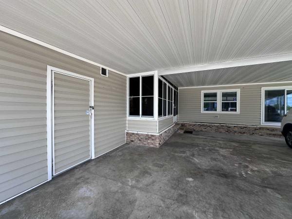 1981 Barrington HS Mobile Home
