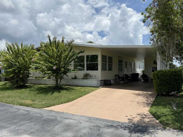 Photo 1 of 2 of home located at 5259 Wellfleet Dr. W. Sarasota, FL 34241