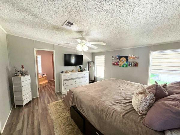 2001 Mobile Home