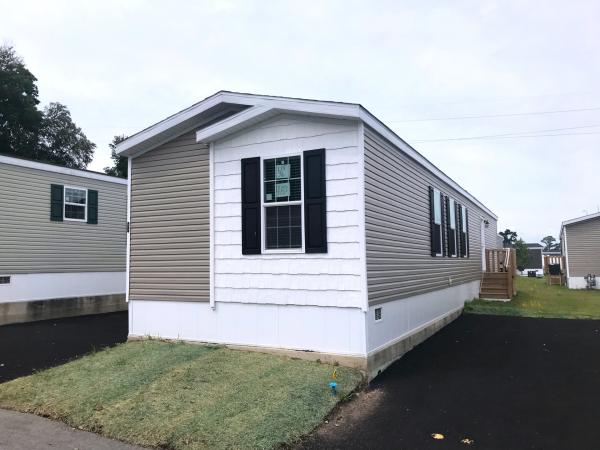 2025 Champion Home Builders, Inc. mobile Home