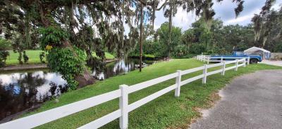 Mobile Home at 6903 Waterfront Way Riverview, FL 33578