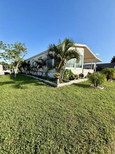 Photo 5 of 19 of home located at 7840 72nd St N Pinellas Park, FL 33782