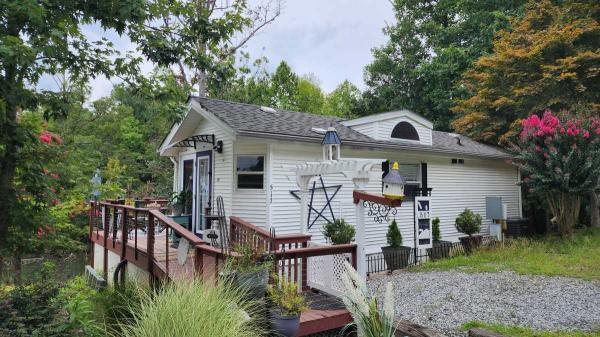 Photo 1 of 2 of home located at 517 Stork Drive Stokesdale, NC 27357