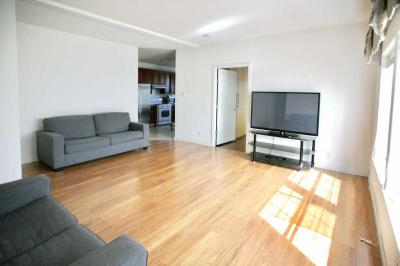 Photo 3 of 15 of home located at 427 Shorewood Ln San Jose, CA 95134