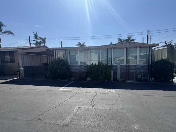 Photo 1 of 2 of home located at 8819 Park Street, Space 29 Bellflower, CA 90706