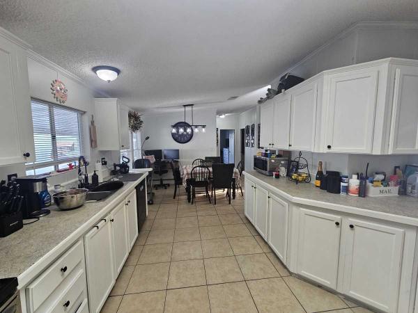 2005 Mobile Home